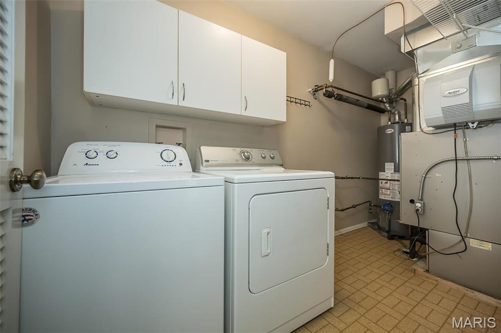 711 Lofty Point Drive, Unit B Ballwin, MO 63021 - Photo 15 of 26