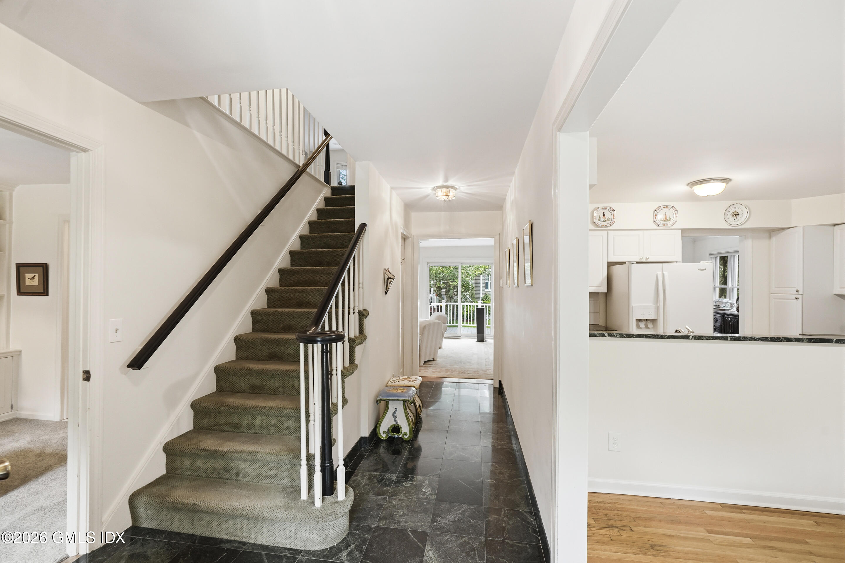 19 Georgetowne North, Unit 19 Greenwich, CT 06831 - Photo 2 of 29 2 - DSC00189_1