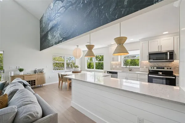 $2,295,000 | 108 Pelican Drive, Anna Maria, FL 34216