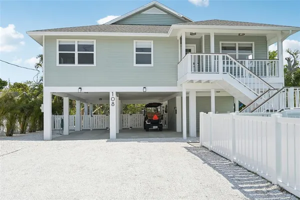 $2,295,000 | 108 Pelican Drive, Anna Maria, FL 34216