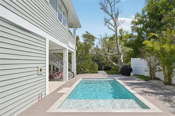 $2,295,000 | 108 Pelican Drive, Anna Maria, FL 34216