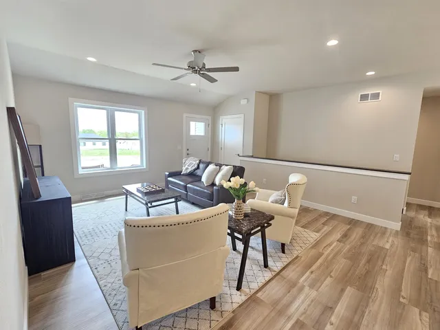 $389,900 | 801 Karsten Drive, Horicon, WI 53032