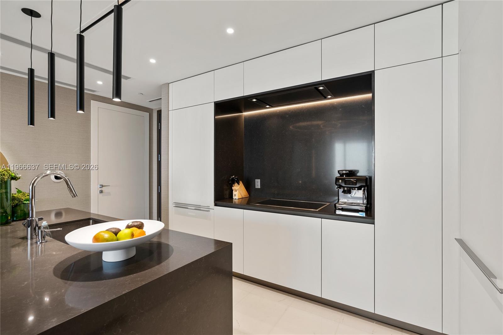 300 Biscayne Blvd Way, Unit 4005 Miami, FL 33131 - Photo 14 of 58