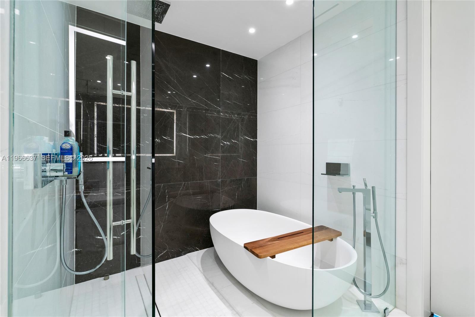 300 Biscayne Blvd Way, Unit 4005 Miami, FL 33131 - Photo 27 of 58