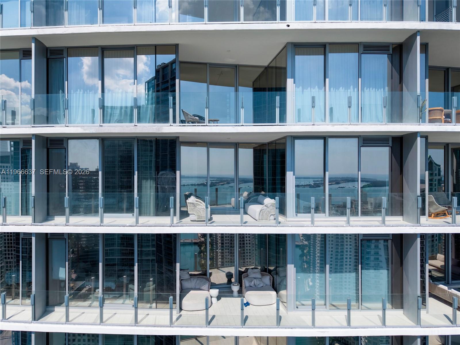 300 Biscayne Blvd Way, Unit 4005 Miami, FL 33131 - Photo 31 of 58