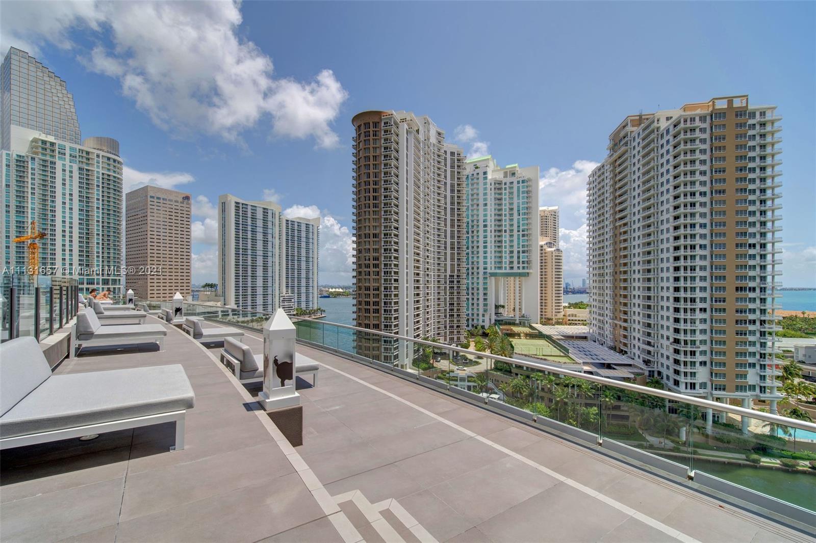 495 Brickell Avenue, Unit 4907 Miami, FL 33131 - Photo 14 of 20 a view of balcony with chairs