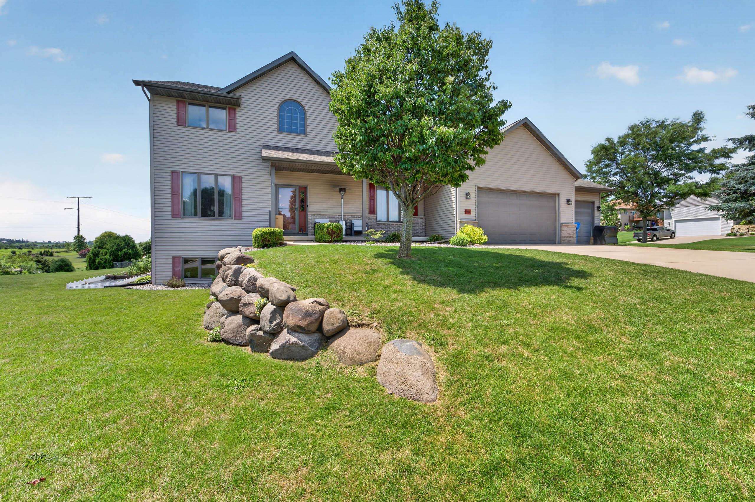 1000 Glen View Road Mount Horeb, WI 53572 - Photo 2 of 51
