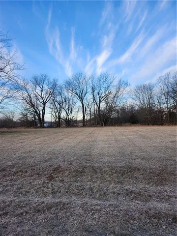 $32,000 | 9-13 Texas Drive, Linn Valley, KS 66040