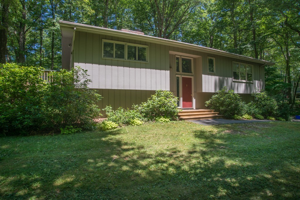 34 High Point Drive Amherst, MA 01002 - Photo 1 of 30 Gallery Image 1