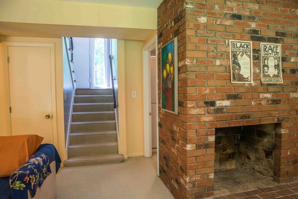 34 High Point Drive Amherst, MA 01002 - Photo 27 of 30 Gallery Image 27