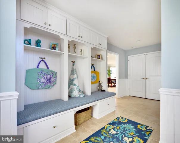 a view of utility room