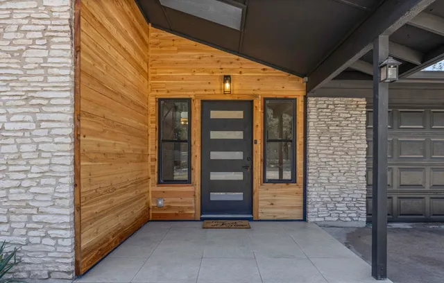 $629,900 | 2007 Matthews Lane, Austin, TX 78745