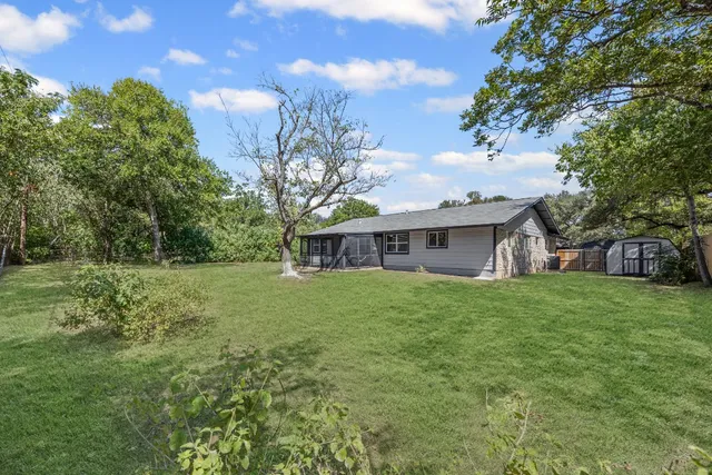 $629,900 | 2007 Matthews Lane, Austin, TX 78745