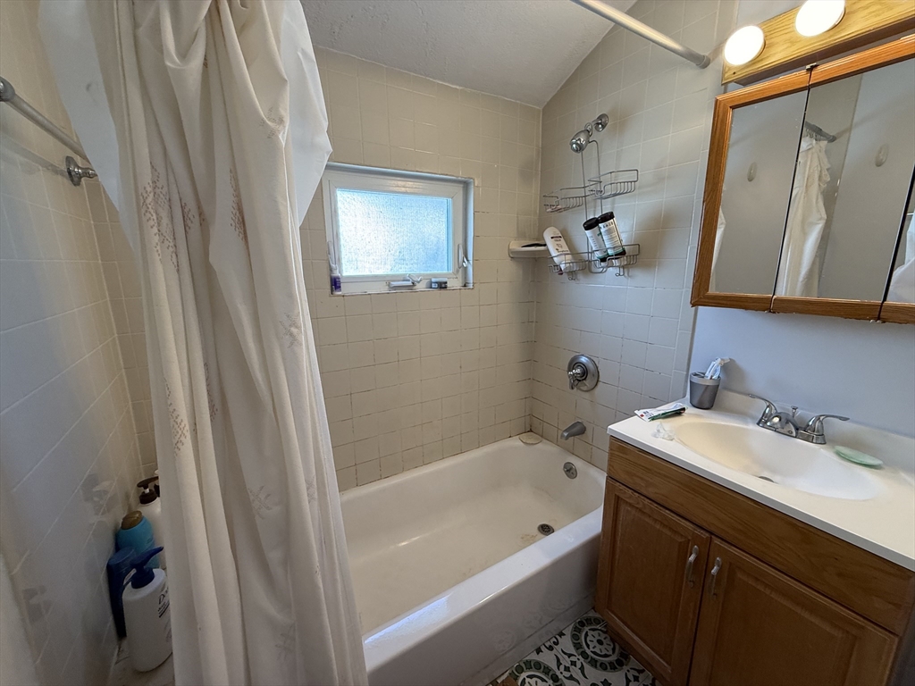 16 Electric, Unit 2 Somerville, MA 02144 - Photo 3 of 23