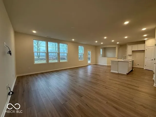 $2,500 | 6871 Seabiscuit Road, Whitestown, IN 46075