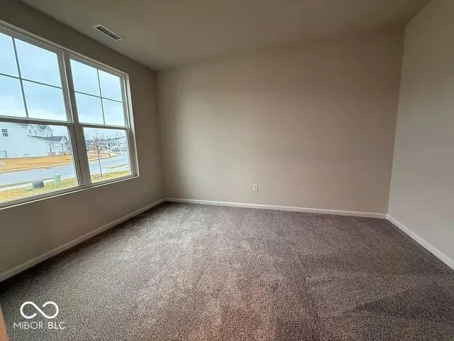 $2,500 | 6871 Seabiscuit Road, Whitestown, IN 46075