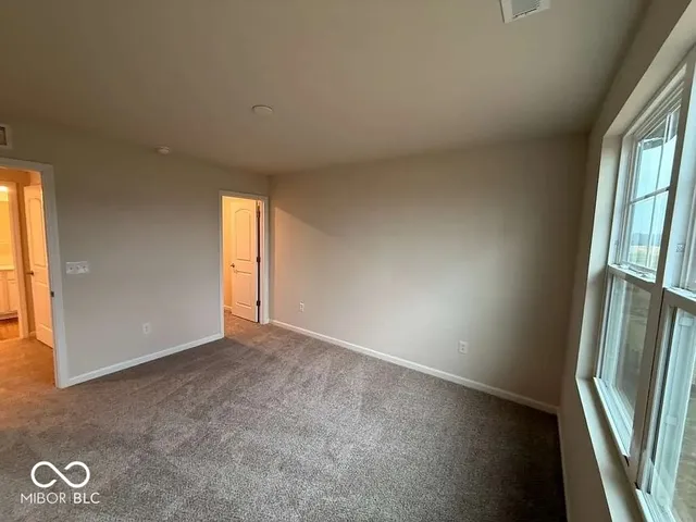 $2,500 | 6871 Seabiscuit Road, Whitestown, IN 46075