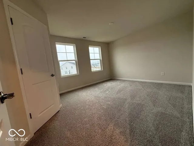 $2,500 | 6871 Seabiscuit Road, Whitestown, IN 46075