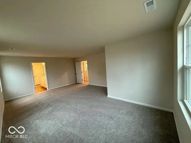 $2,500 | 6871 Seabiscuit Road, Whitestown, IN 46075