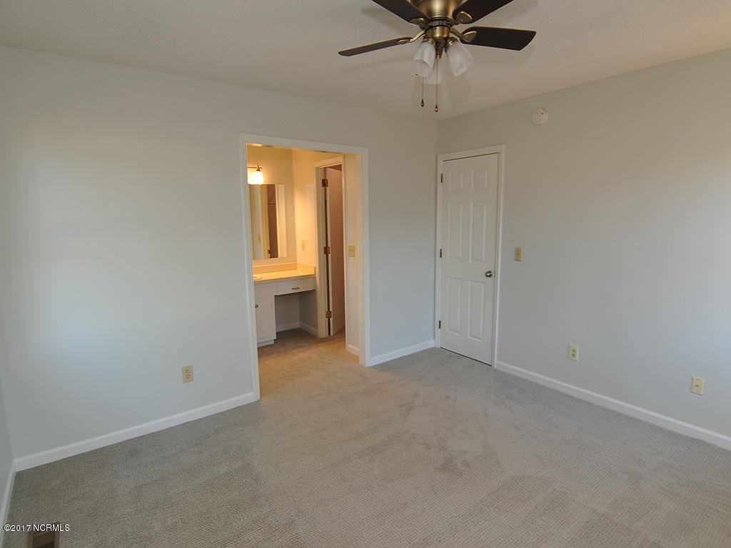 316 Albemarle Road Wilmington, NC 28405 - Photo 9 of 23 12-MBR