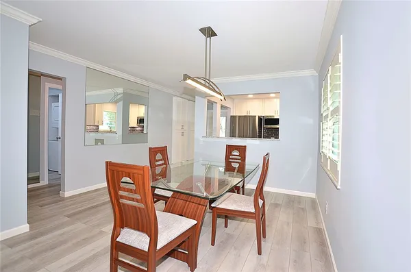 $1,900 | 50 Woodland Drive, Unit 207, Vero Beach, FL 32962