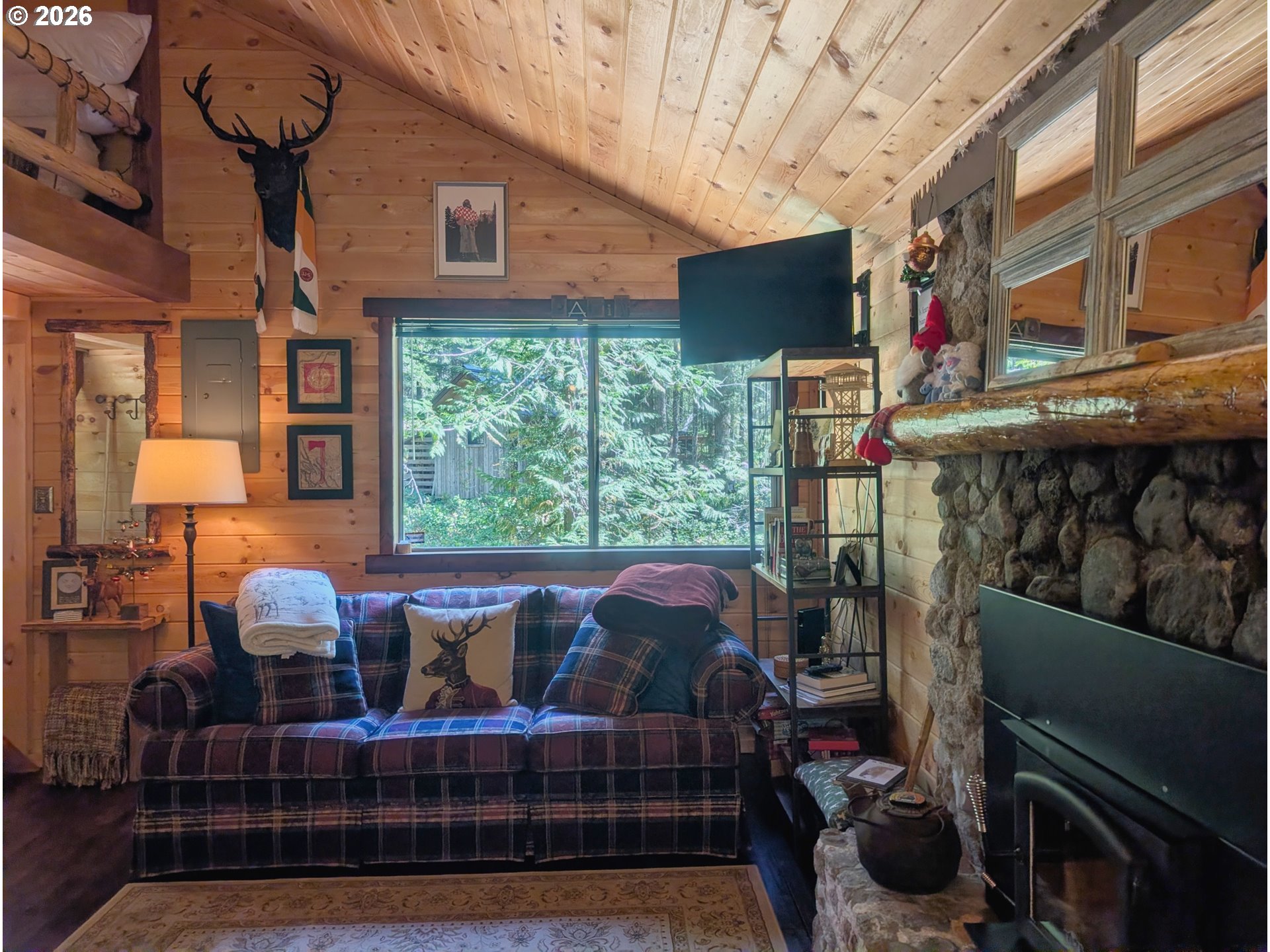 76321 Road 30 Rhododendron, OR 97049 - Photo 5 of 32 Gallery Image 5