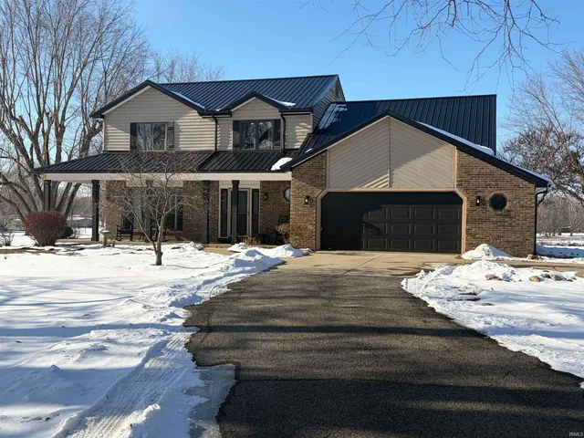 $609,000 | 10501 North B Drive, Kendallville, IN 46755