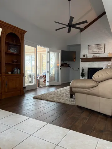 $609,000 | 10501 North B Drive, Kendallville, IN 46755