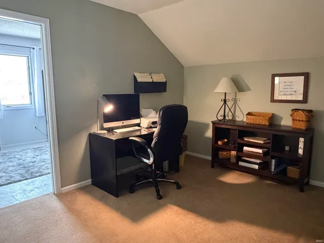 $609,000 | 10501 North B Drive, Kendallville, IN 46755