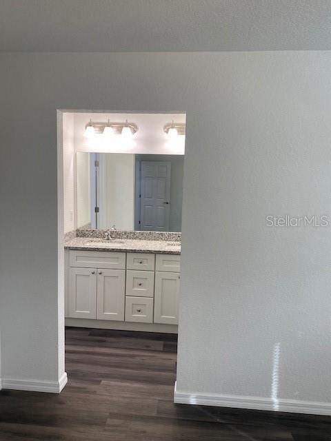 40 Maple Lane Ocklawaha, FL 32179 - Photo 5 of 50 a bathroom with a sink and a mirror