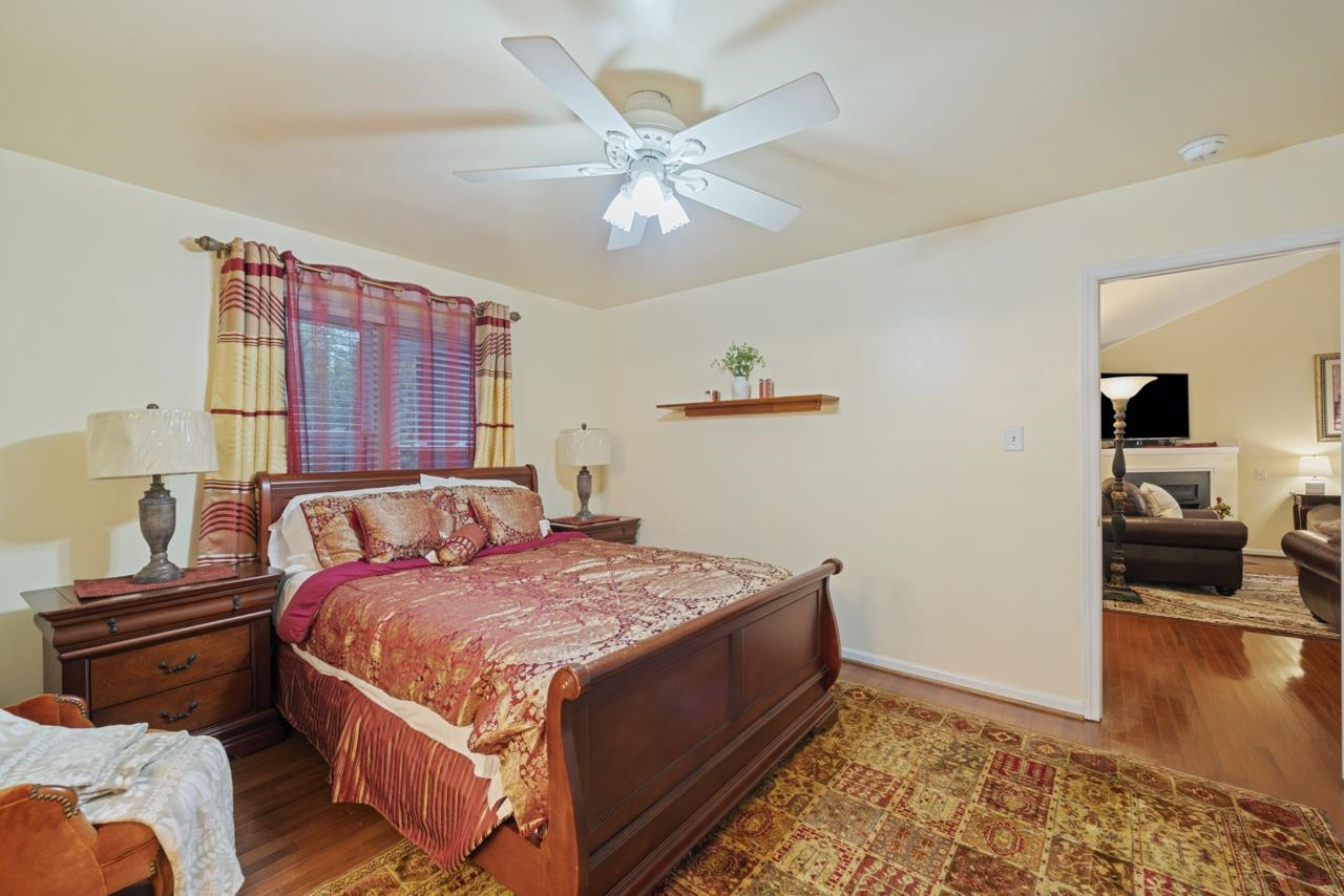 328 Bashford Road Raleigh, NC 27606 - Photo 12 of 21 Photo 12