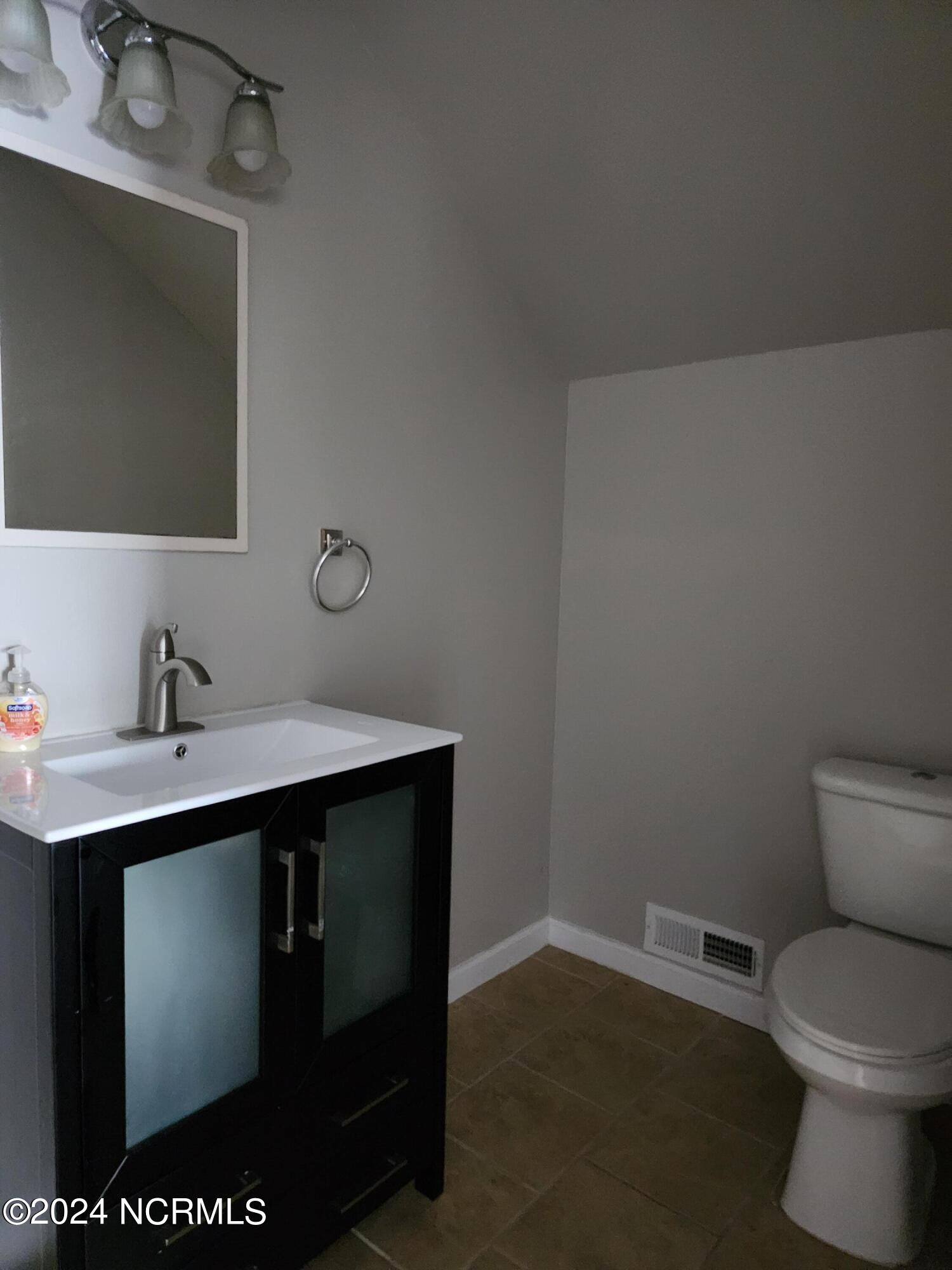 4501 Arthur Collier Road Evergreen, NC 28438 - Photo 45 of 45 Upstairs bath