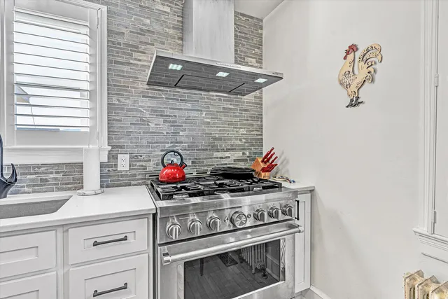 $399,950 | 938 Roanoke Boulevard, Salem, VA 24153