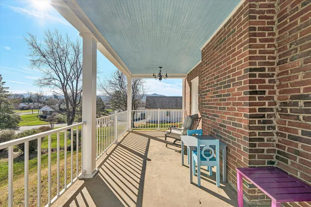 $399,950 | 938 Roanoke Boulevard, Salem, VA 24153