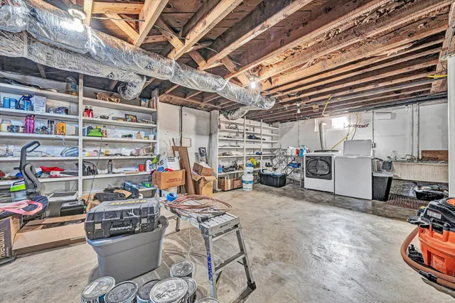 $399,950 | 938 Roanoke Boulevard, Salem, VA 24153