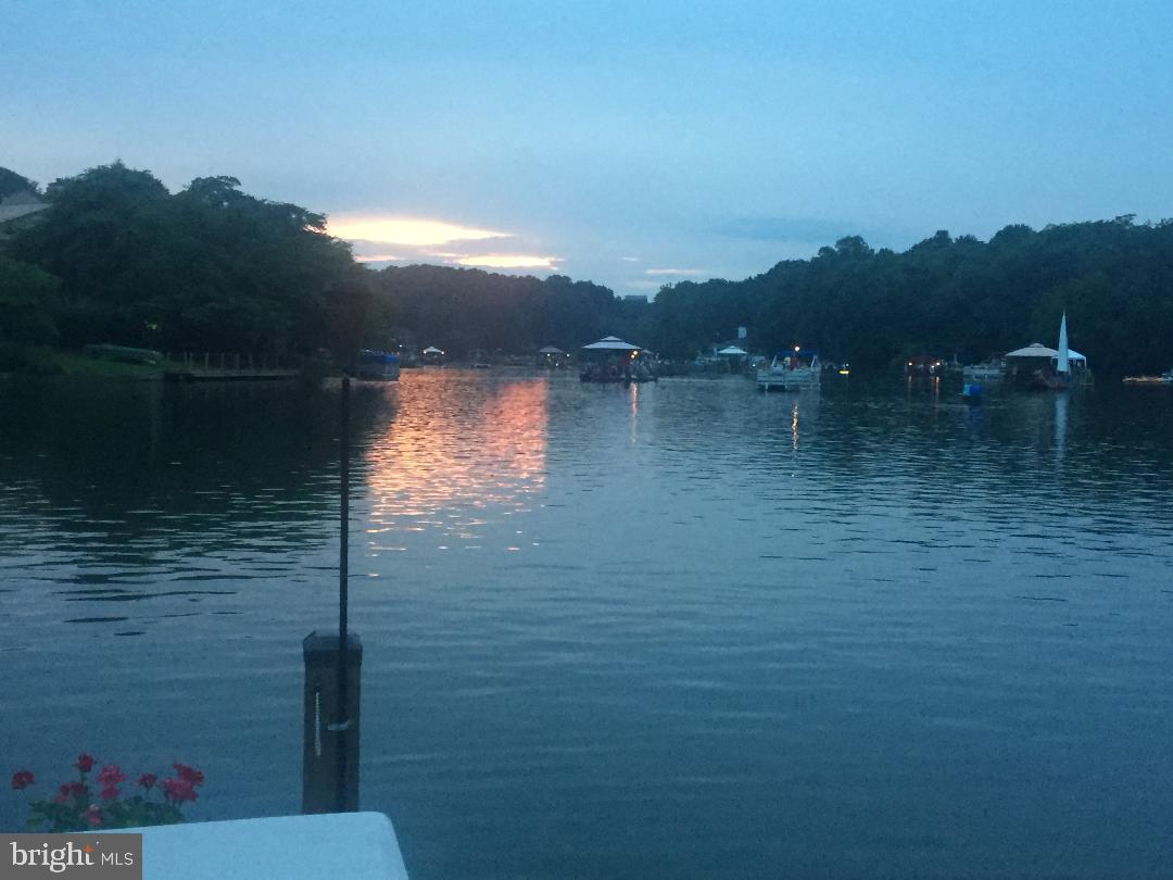 2031 Lakewinds Drive Reston, VA 20191 - Photo 38 of 38 July 4th on the Lake