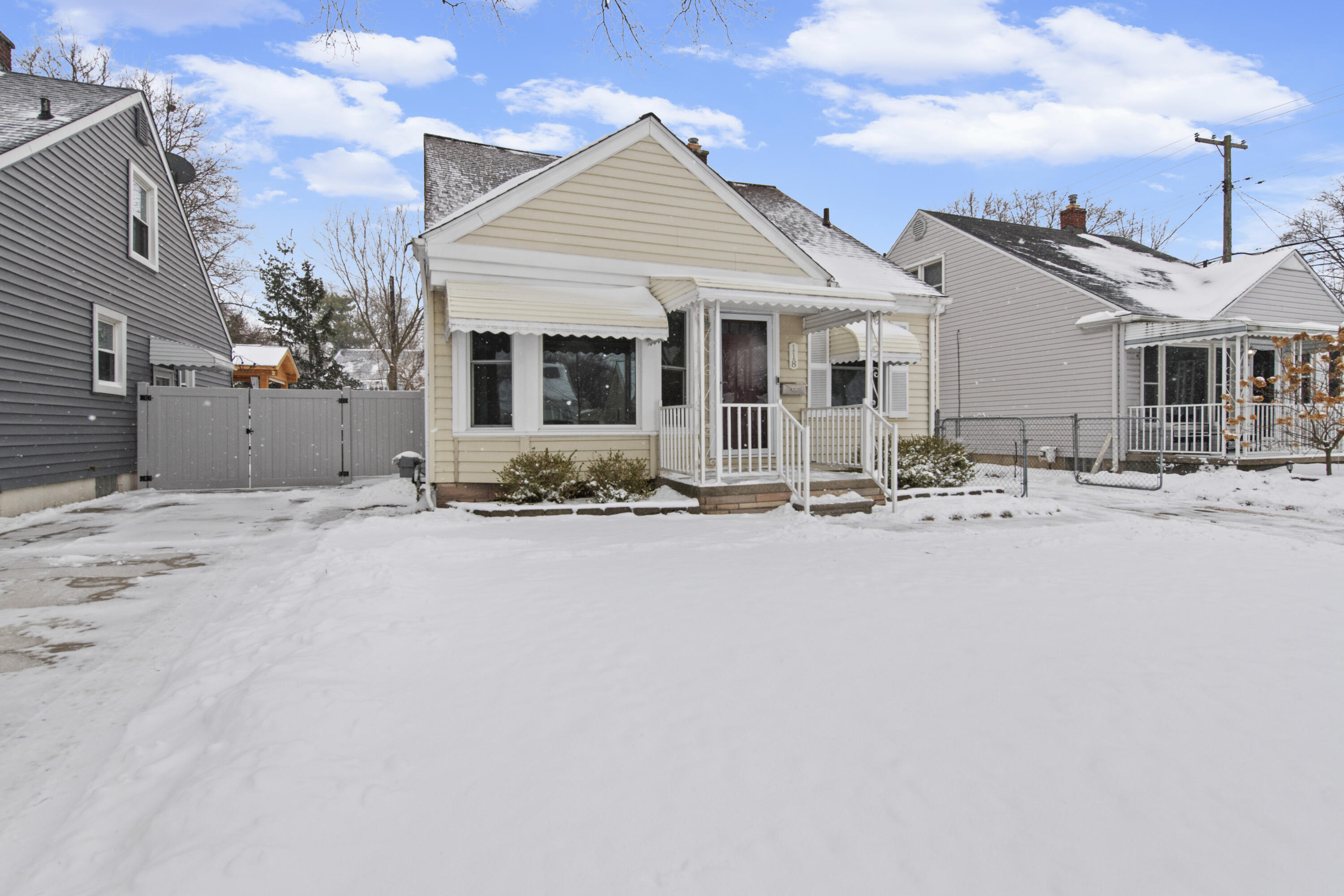 118 East Webster Road Royal Oak, MI 48073 - Photo 2 of 34 118 East Webster - HD Drone Photography