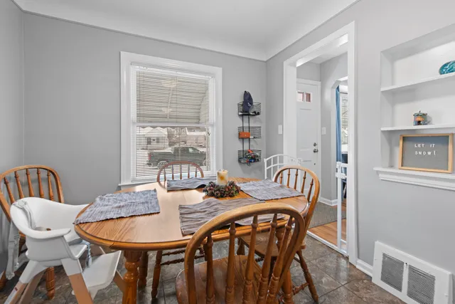 $379,999 | 118 East Webster Road, Royal Oak, MI 48073