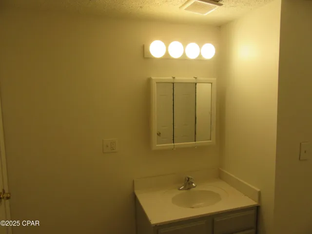 $995 | 237 Helen Avenue, Unit C, Panama City, FL 32401