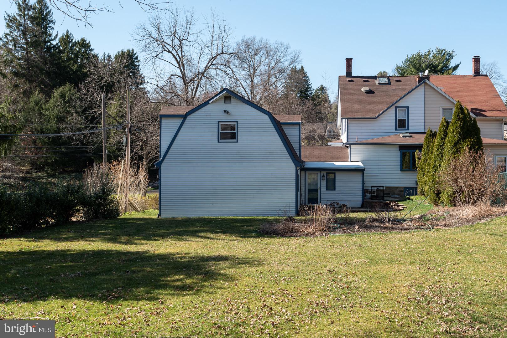 2453 Walton Road Huntingdon Valley, PA 19006 - Photo 3 of 30