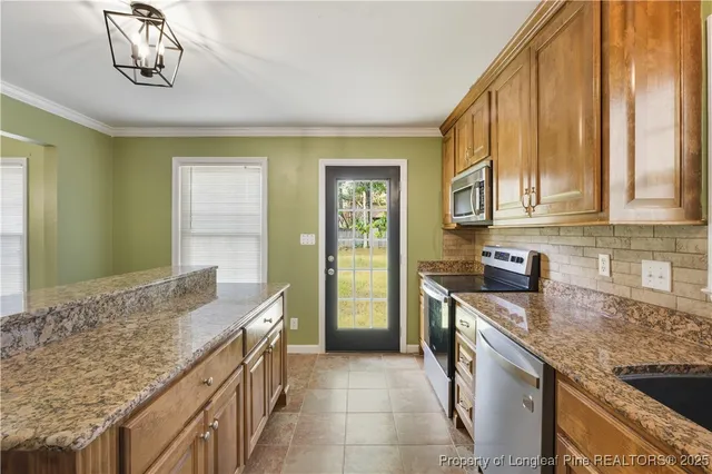 $296,900 | 3611 Thorndike Drive, Fayetteville, NC 28311