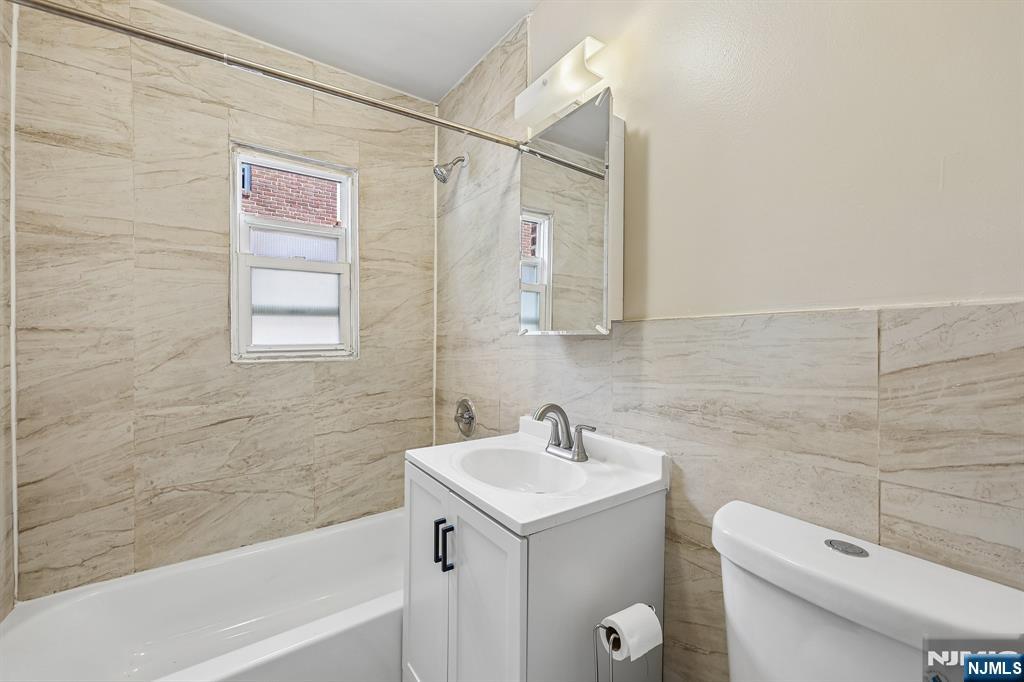 183 Norman Road Newark, NJ 07106 - Photo 24 of 36 Gallery Image 24