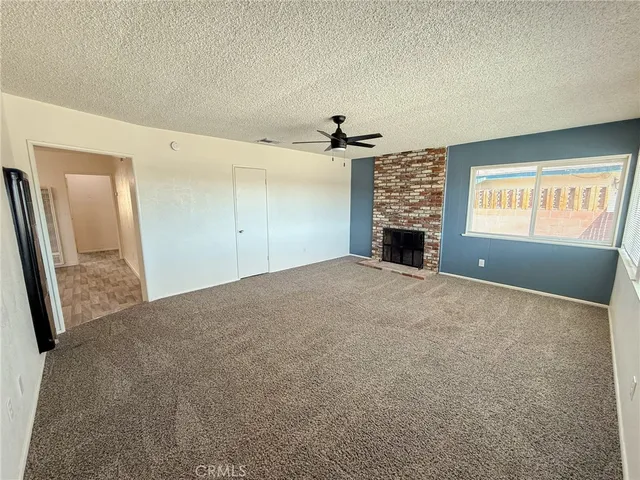 a view of a windows and an empty room