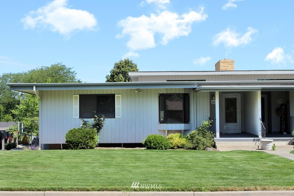 692 Country Club Road Walla Walla, WA 99362 - Photo 1 of 34 Gallery Image 1