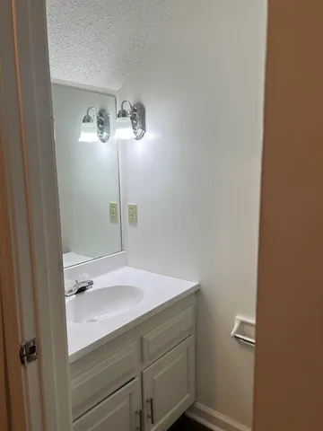 $115,000 | 4037 Graham Oaks Court, Unit 30, Memphis, TN 38122