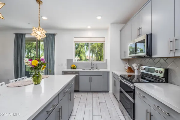 $395,000 | 300 North Gila Springs Boulevard, Unit 212, Chandler, AZ 85226