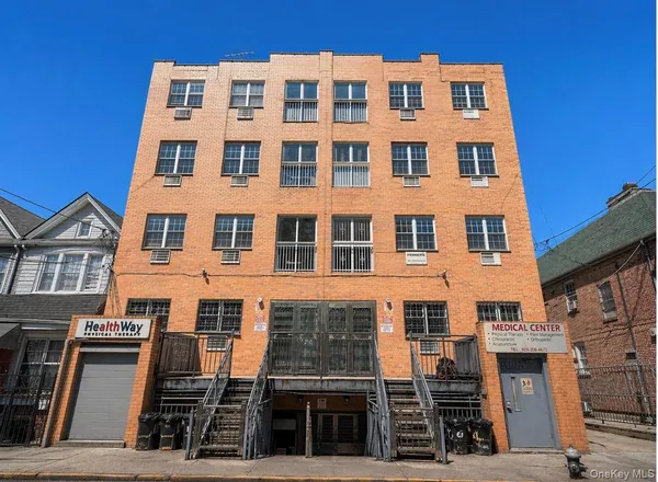 $499,900 | 104-33 39th Avenue, Unit 2B | North Corona