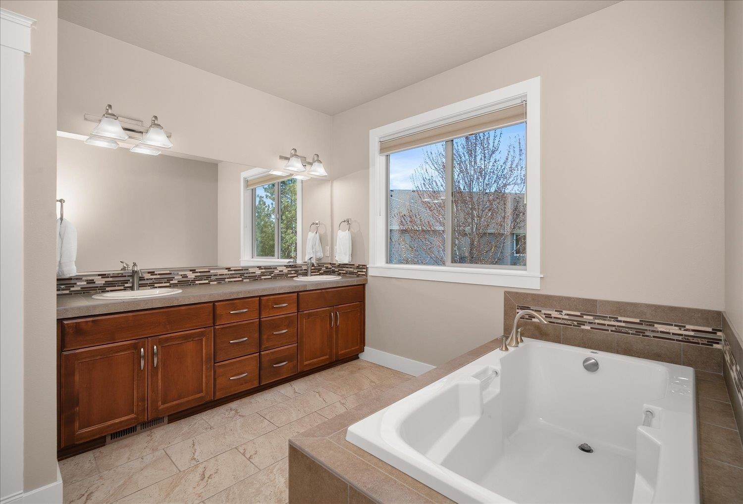 712 West Basalt Ridge Drive Spokane, WA 99224 - Photo 20 of 50