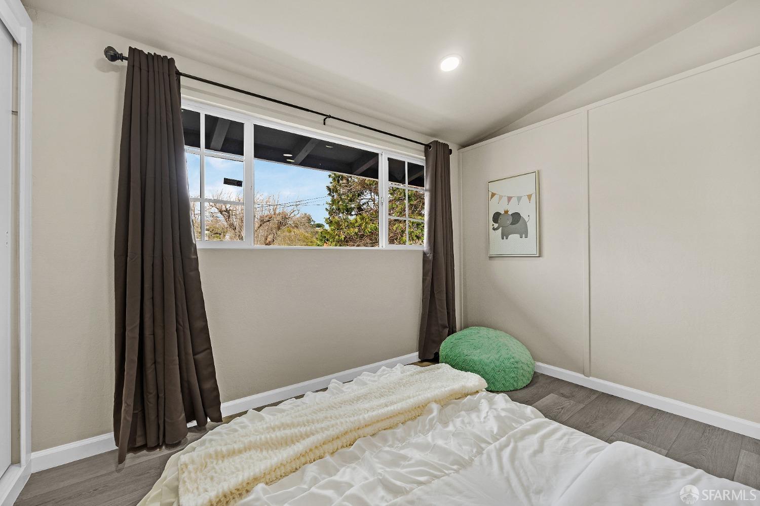 2625 Kavanagh Road San Pablo, CA 94806 - Photo 19 of 45 a bedroom with a bed and a window