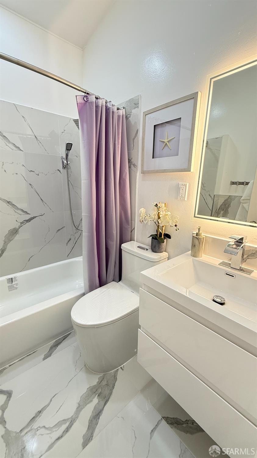 2625 Kavanagh Road San Pablo, CA 94806 - Photo 34 of 45 a bathroom with a sink toilet and shower